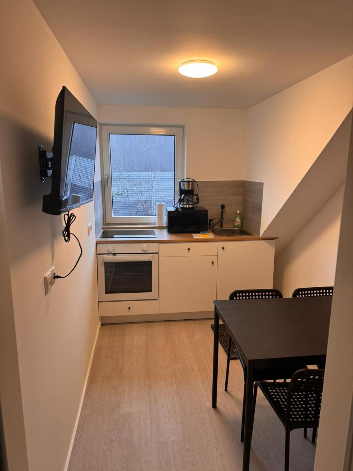 Ideale Fur Geschaftsreisende, Studenten, Monteure In * Essen